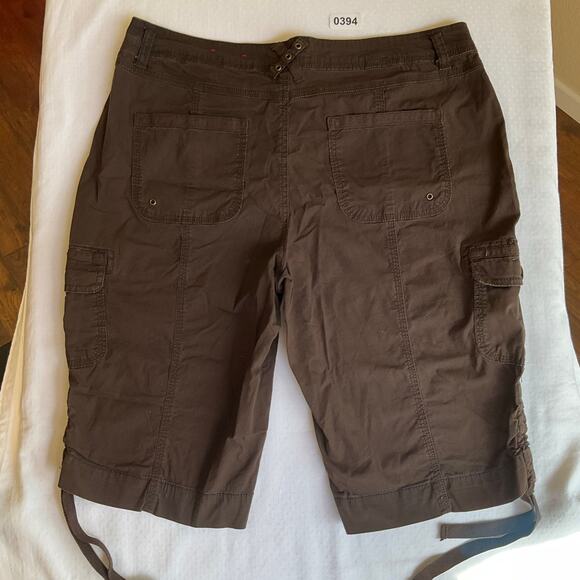 CB Mens Cargo Khaki Shorts size 10, Brown - Picture 9 of 9